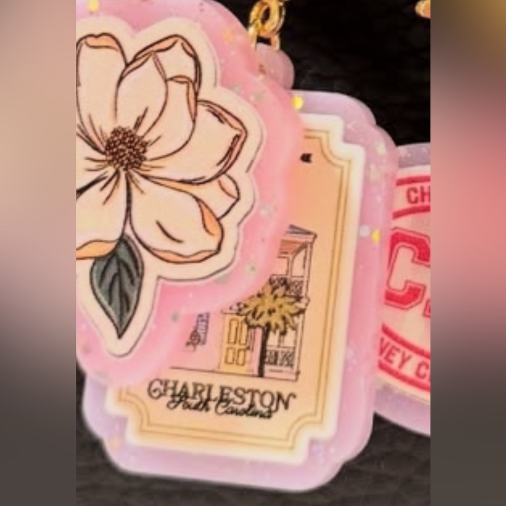 *ISO* Stoney Clover Lane Charleston House Charm and Sticker